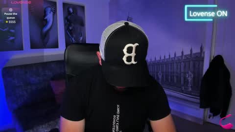 Snapshot of jhon_bear02 chatting on 14, 11, 2025 John Bear.... online show from 14, 11, 2025