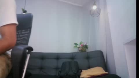 Snapshot of jhon_malo chatting on 3, 2, 2025 jhon_malo online show from 3, 2, 2025