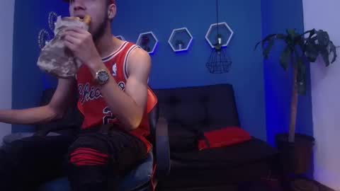 Snapshot of jhon_malo chatting on 27, 9, 2025 jhon_malo online show from 27, 9, 2025