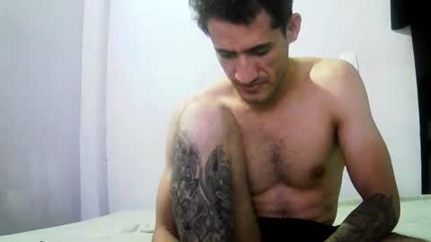 Snapshot of jhonduglas chatting on 30, 11, 2025 jhonduglas online show from 30, 11, 2025