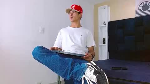 Jhon online show from 7, 1, 2025