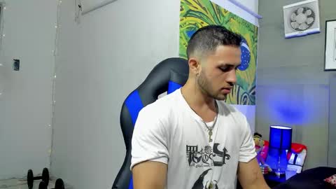 Snapshot of jhonny_flames7 chatting on 26, 11, 2025 jhonny online show from 26, 11, 2025