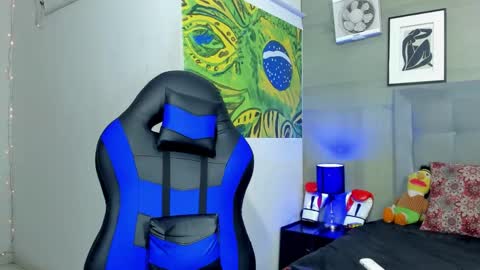 Snapshot of jhonny_flames7 chatting on 1, 12, 2025 jhonny online show from 1, 12, 2025