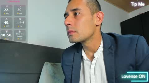 Jhony Alzate online show from 6, 4, 2026