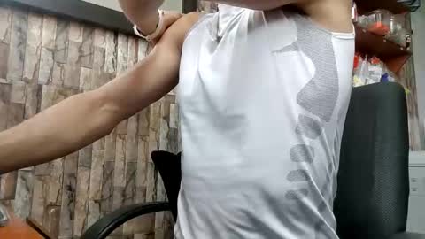 Jhosuamoore  online show from 18, 4, 2026