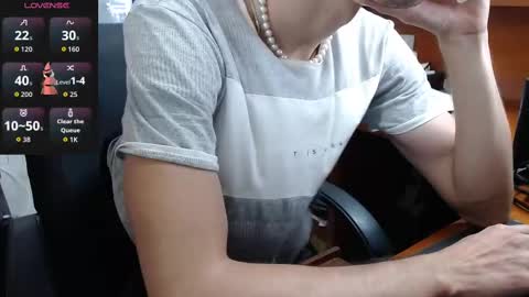 jhosuamoore2 online show from 3, 10, 2025