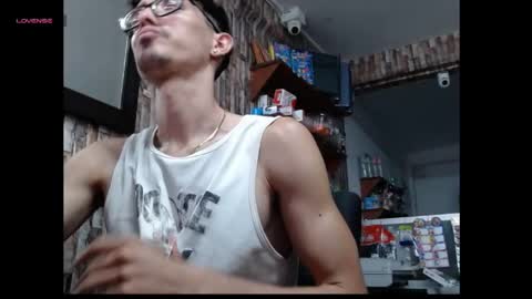 jhosuamoore2 online show from 5, 5, 2026