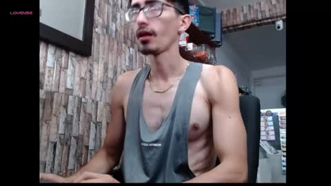 jhosuamoore2 online show from 23, 5, 2026