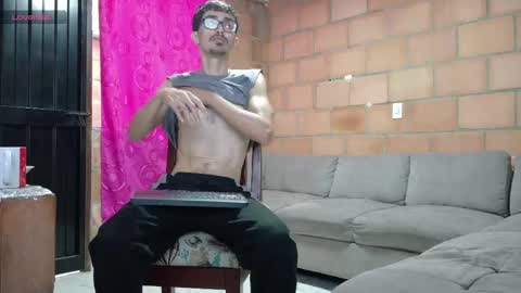 jhosuamoore2 online show from 26, 5, 2026