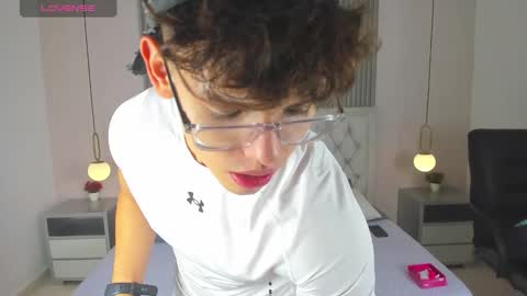 jhoumod_21 online show from 26, 11, 2025