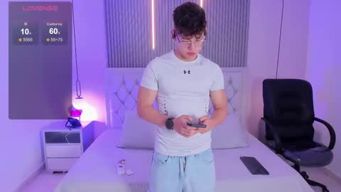 Snapshot of jhoumod_21 chatting on 18, 12, 2025 jhoumod_21 online show from 18, 12, 2025