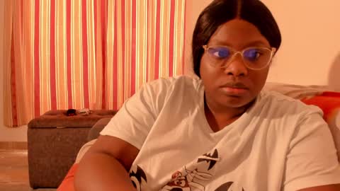 Hello iam hoxy ready to get wet online show from 4, 12, 2024