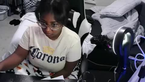 goldenbaby online show from 12, 10, 2025