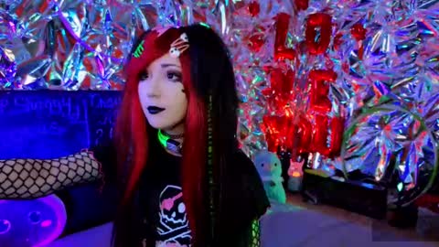 Snapshot of jiglipuf chatting on 22, 2, 2025 online show from 22, 2, 2025