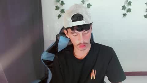 Snapshot of jim_cumxx chatting on 21, 9, 2025 JIMBOY online show from 21, 9, 2025