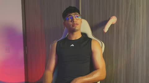 Snapshot of jimmy_leeh_ chatting on 26, 10, 2025 Jimmy Leeh online show from 26, 10, 2025