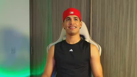 Snapshot of jimmy_leeh_ chatting on 10, 11, 2025 Jimmy Leeh online show from 10, 11, 2025