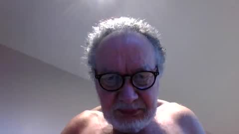 Snapshot of jimmybenido chatting on 22, 2, 2025 Jim Redgewell online show from 22, 2, 2025