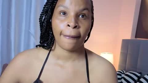 jinglefancypuff online show from 9, 11, 2025