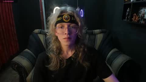 Snapshot of jinnbook chatting on 29, 10, 2025 JinnBook online show from 29, 10, 2025