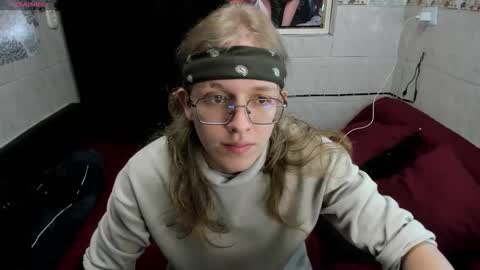 Snapshot of jinnbook chatting on 13, 1, 2026 JinnBook online show from 13, 1, 2026