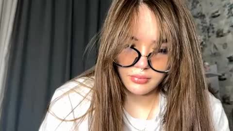 Jinny online show from 4, 10, 2025