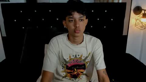 Snapshot of jisus_cat chatting on 17, 10, 2025 Jisus online show from 17, 10, 2025