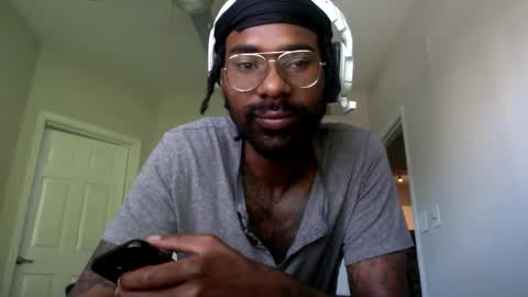 Snapshot of jmeaty5 chatting on 10, 9, 2025 jmeaty5 online show from 10, 9, 2025