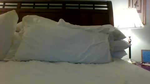 jnpip77 online show from 14, 1, 2025