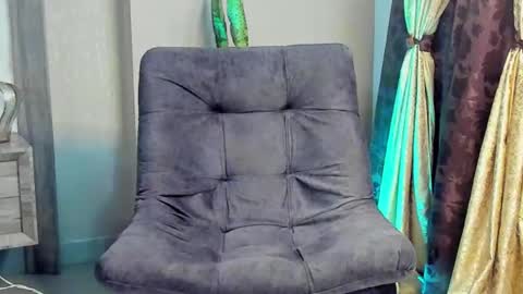 JOAN SAENZ online show from 26, 2, 2025