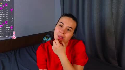 Jolie and Elizabet online show from 12, 10, 2025