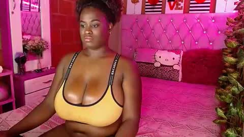 Snapshot of joannediamonds chatting on 28, 11, 2025 joannediamonds online show from 28, 11, 2025