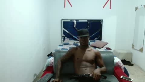 Snapshot of joao_leao chatting on 14, 10, 2025 joao_leao online show from 14, 10, 2025