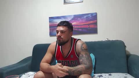 Snapshot of jodogs chatting on 17, 10, 2025 Tiberius online show from 17, 10, 2025