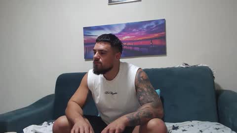 Snapshot of jodogs chatting on 18, 10, 2025 Tiberius online show from 18, 10, 2025