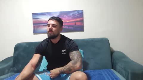 Snapshot of jodogs chatting on 22, 10, 2025 Tiberius online show from 22, 10, 2025