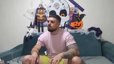 Snapshot of jodogs chatting on 30, 10, 2025 Tiberius online show from 30, 10, 2025