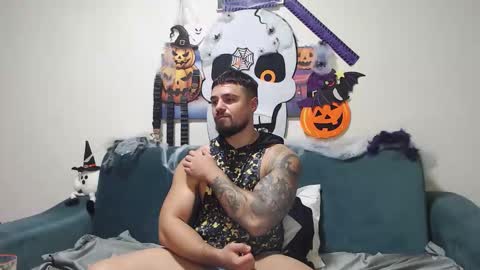 Snapshot of jodogs chatting on 4, 11, 2025 Tiberius online show from 4, 11, 2025