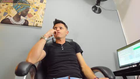 Snapshot of joebranco chatting on 17, 12, 2025 JOE online show from 17, 12, 2025