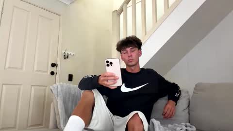 Snapshot of joel28665 chatting on 19, 11, 2025 JOEL online show from 19, 11, 2025