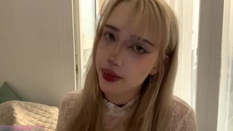 Snapshot of joellavaranda chatting on 19, 10, 2025 Amaya online show from 19, 10, 2025