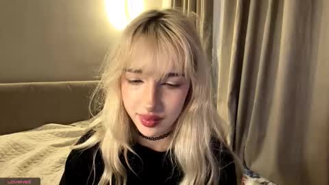 Snapshot of joellavaranda chatting on 13, 11, 2025 Amaya online show from 13, 11, 2025