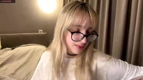 Snapshot of joellavaranda chatting on 20, 11, 2025 Amaya online show from 20, 11, 2025