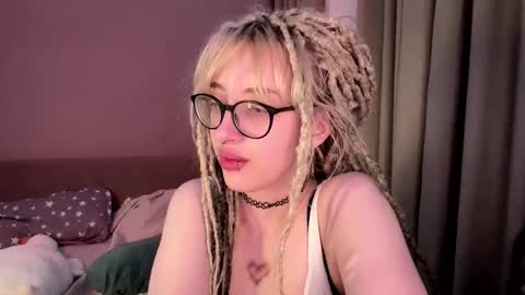 Snapshot of joellavaranda chatting on 3, 12, 2025 Amaya online show from 3, 12, 2025