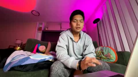 Joey De la Cruz online show from 19, 5, 2026