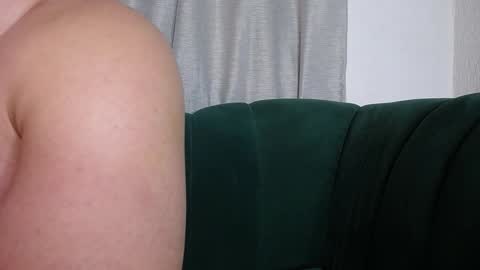     online show from 14, 1, 2025