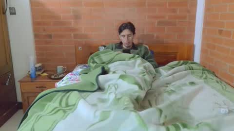 johan70nsexy online show from 13, 2, 2026