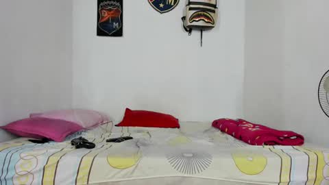 johan_and_antonella online show from 15, 12, 2024