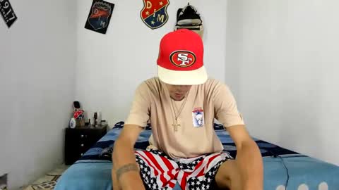 johan_and_antonella online show from 17, 1, 2025