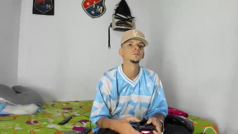 johan_and_antonella online show from 15, 1, 2026